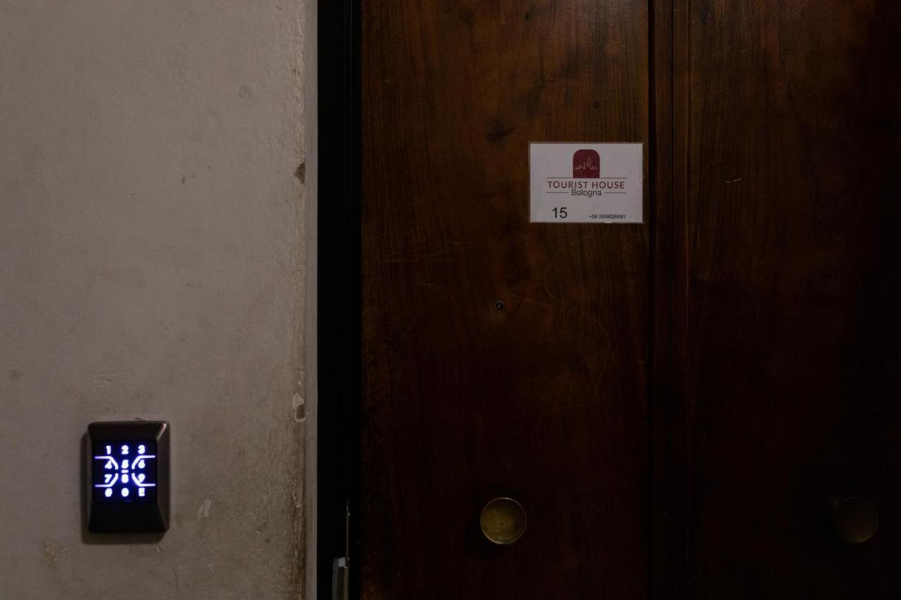 15 - Tourist House Bologna Primaticcio - Self Check-Inアパートメント エクステリア 写真