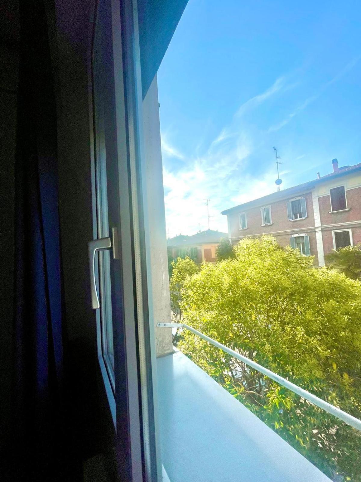 15 - Tourist House Bologna Primaticcio - Self Check-Inアパートメント エクステリア 写真