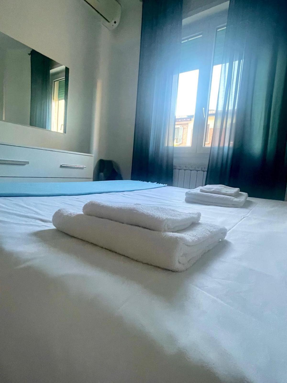 15 - Tourist House Bologna Primaticcio - Self Check-Inアパートメント エクステリア 写真